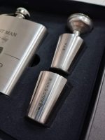Personalizirani set s pljoskom