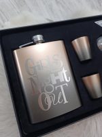 Personalizirani set s pljoskom i upaljačem